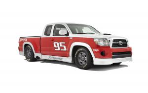 2010 Toyota Tacoma X-Runner RTR Concept